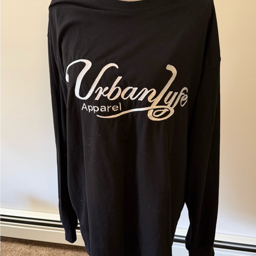 Black Long Sleeve Tee